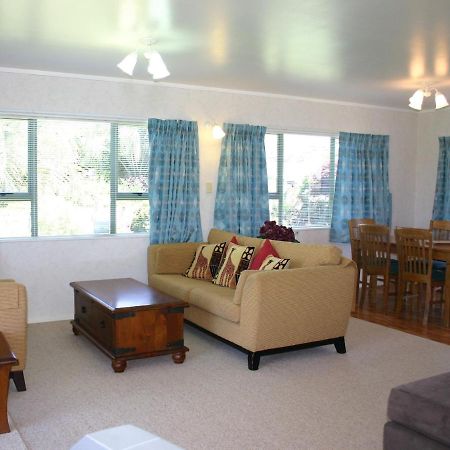 Waihi Getaway - Waihi Beach Holiday Home Екстер'єр фото