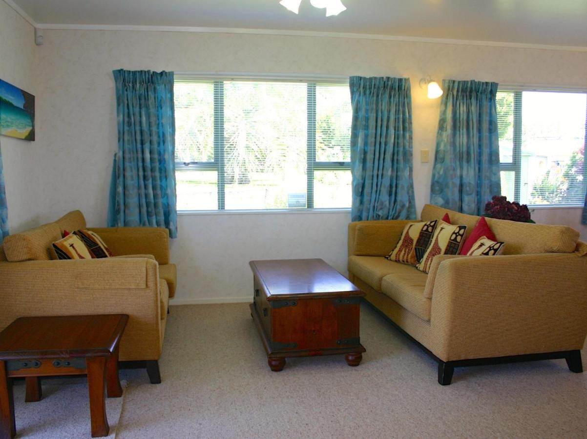Waihi Getaway - Waihi Beach Holiday Home Екстер'єр фото