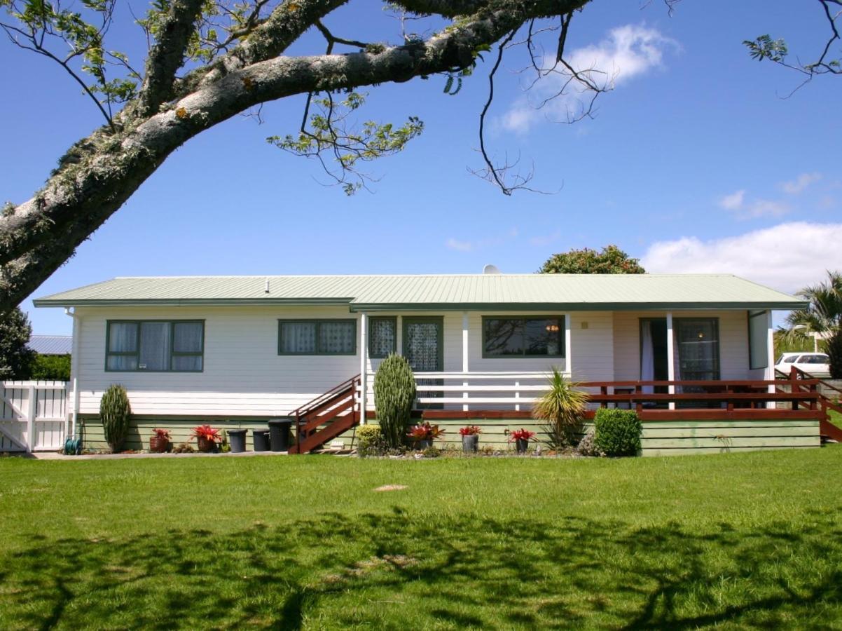 Waihi Getaway - Waihi Beach Holiday Home Екстер'єр фото